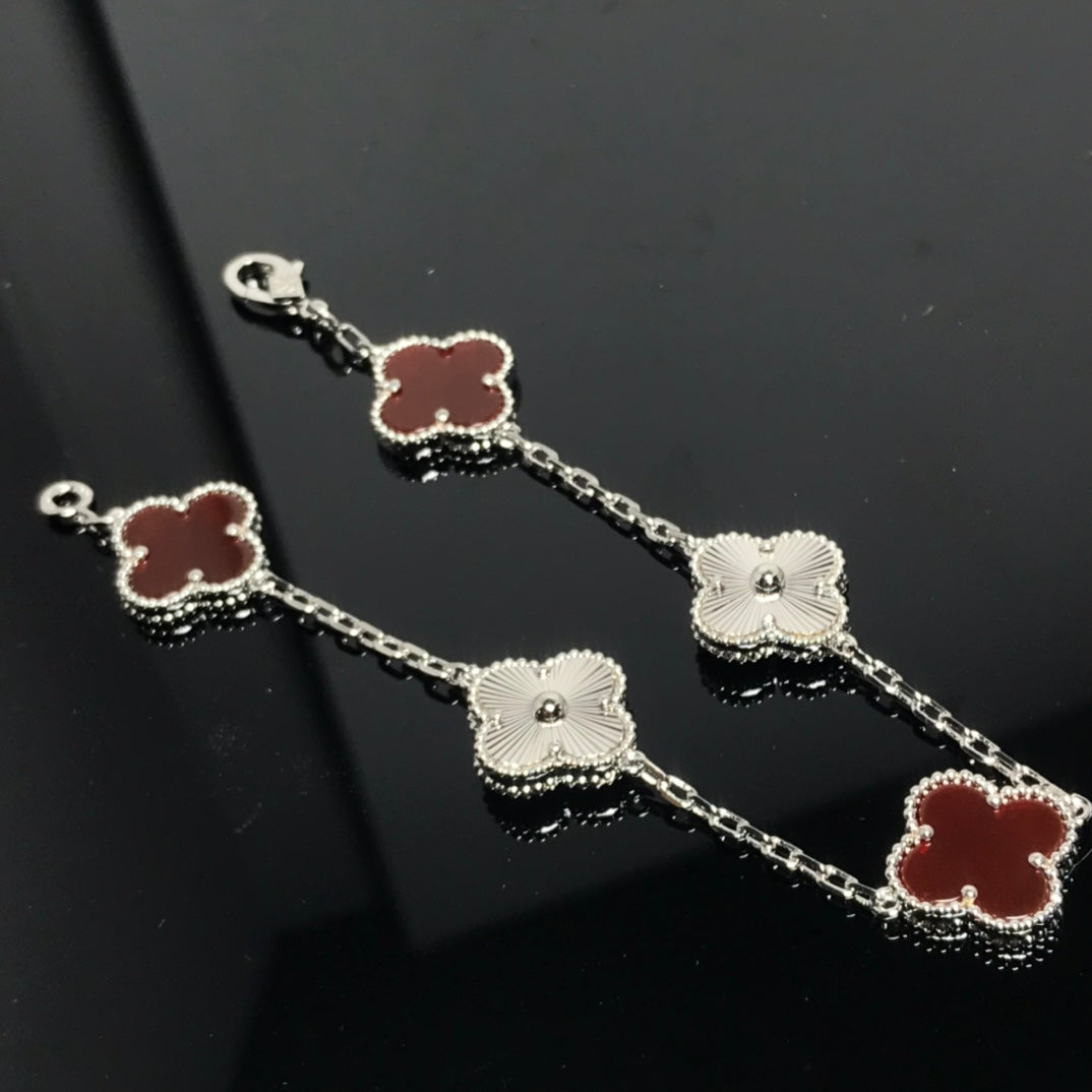 Clover Bracelet 5 Motif Carnelian Silver
