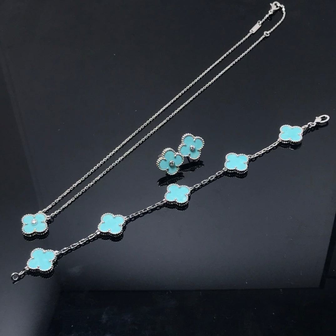 Clover 1 Diamond Blue Sky Silver Earrings