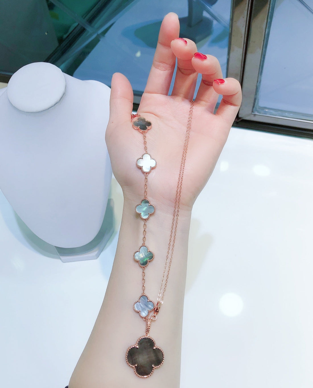 Combined Bracelet 5 Motifs And Necklace Dark Mop Pink Gold