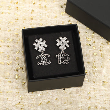 19 Double C Snow Silver Earrings