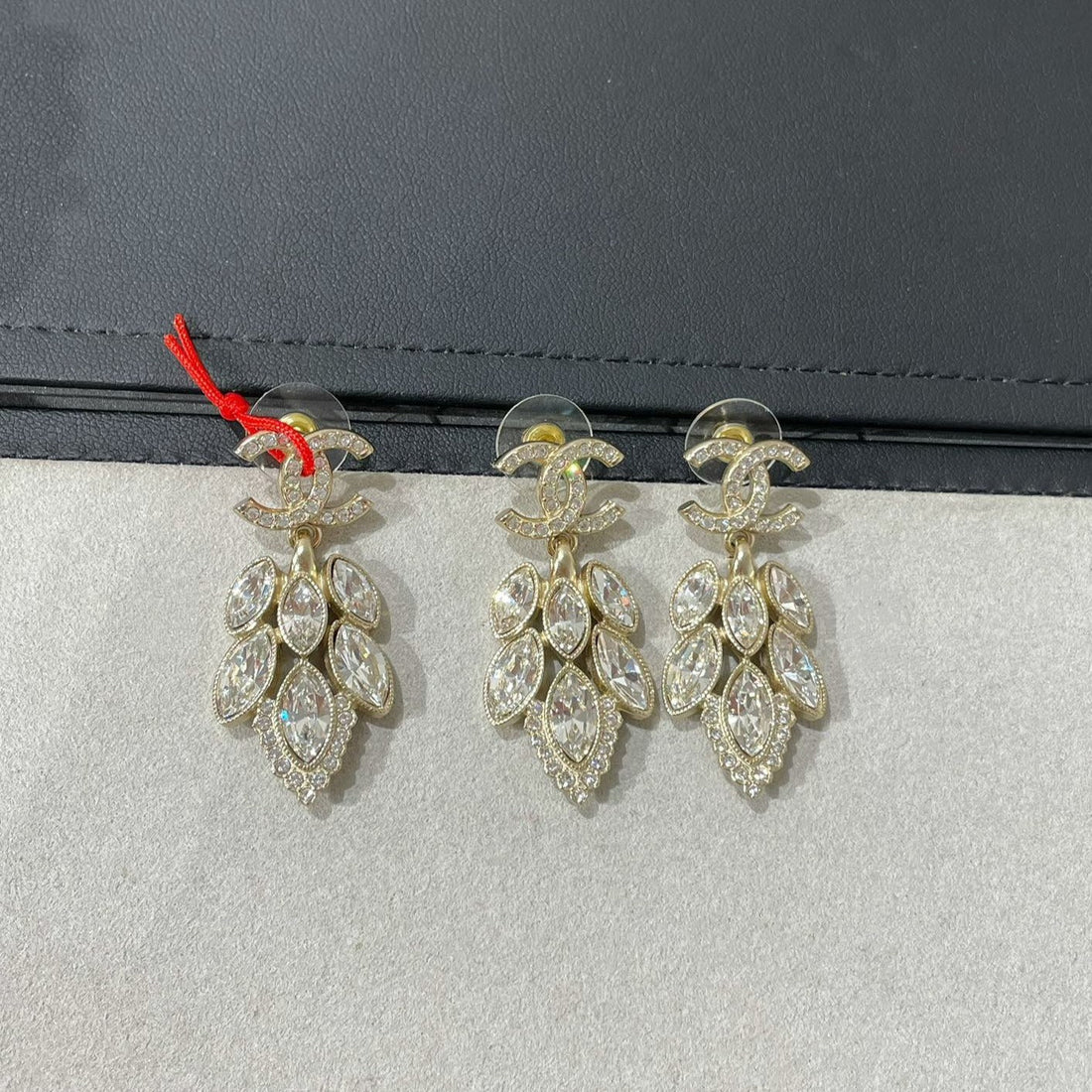 Chane Small Fragrance Wheat Gold Diamond Earrings