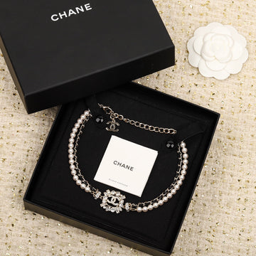 Chane Pearls And Leather Straps Gold Necklace Type 2