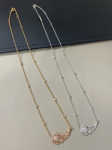 Plume De Paon Necklace