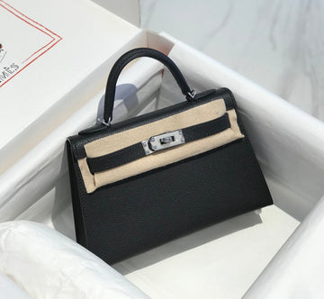 HM Kelly Mini 20 Black Epsom Silver Hardware