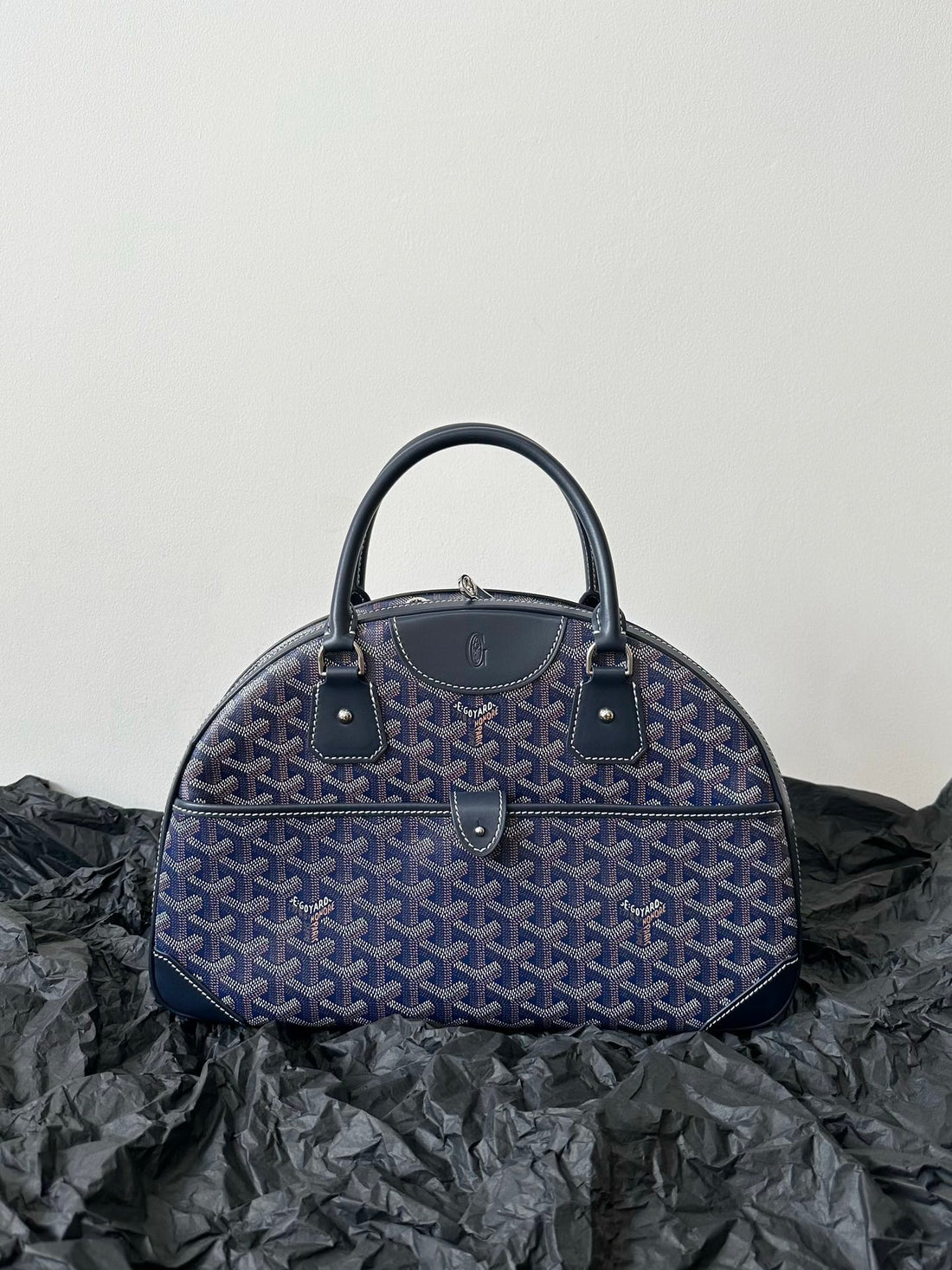 Goya Bowling Ball Medium Navy Blue Canvas