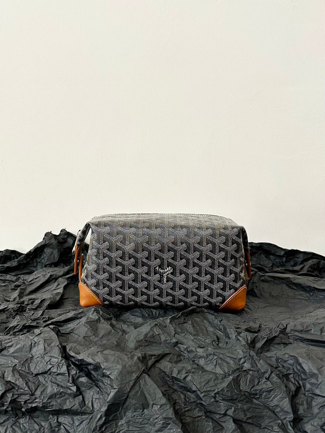 Goya Cosmetic Bag 24CM Black And Tan Canvas