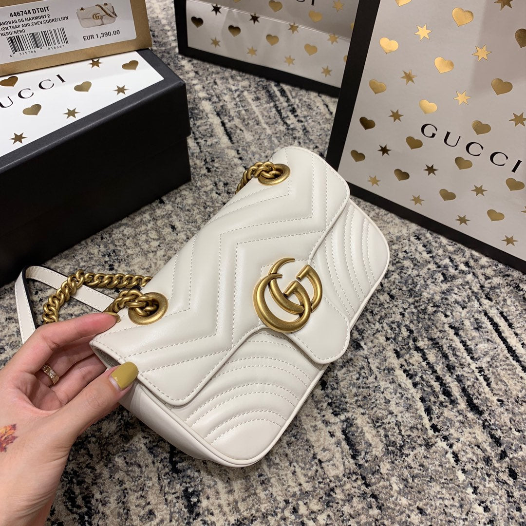 GG Marmont 22CM White Calfskin Gold Hardware