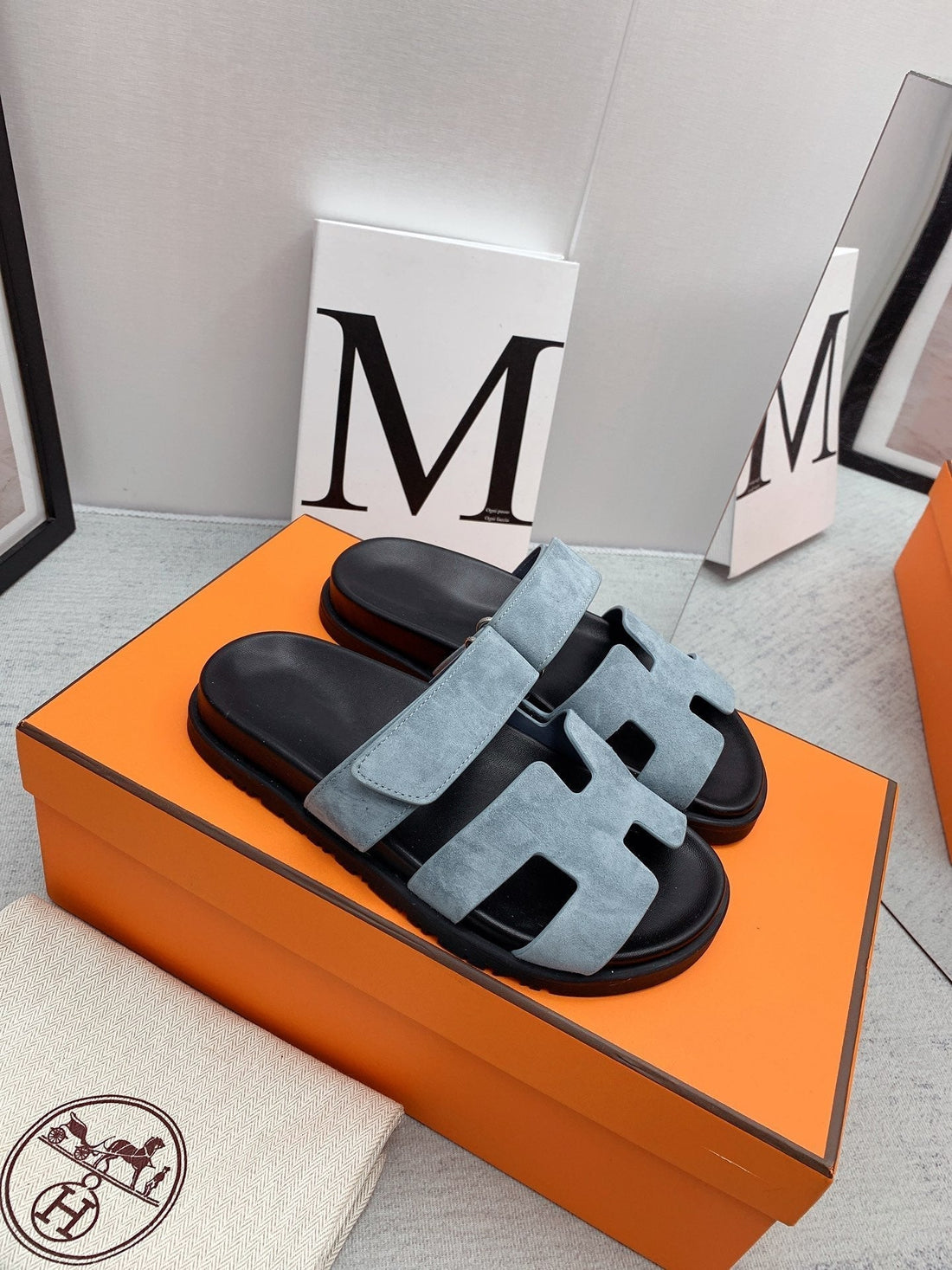 Chypre Sandal Black Insole Light Blue Lining