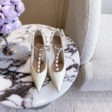 Rockstud Tstrap 10CM White