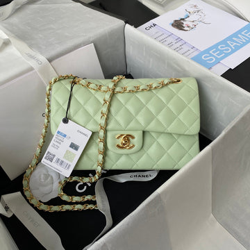 Medium Classic Flap Bag 23CM Light Green Lambskin Gold Hardware