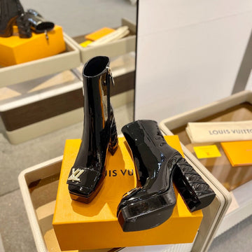 LV 26 Aw L's Boutique Ankle Boots 12CM Black Patent Leather 574356